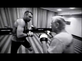 vitali klitschko vs tomasz adamek training