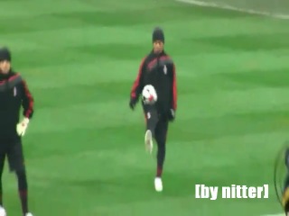 ronaldinho freestyle show ac milan 2010