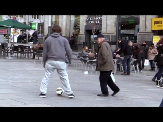 ronaldo dressed up as a homeless man and gave a gift to a boy [full video]