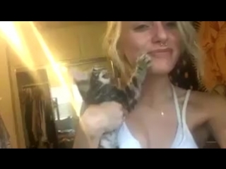 naomi woods plays with a cat, star porn model