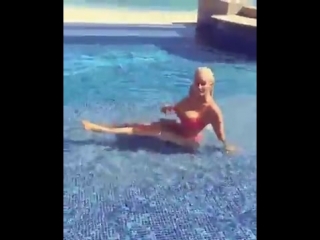 nicolette shea in the pool star porn model big tits big ass milf
